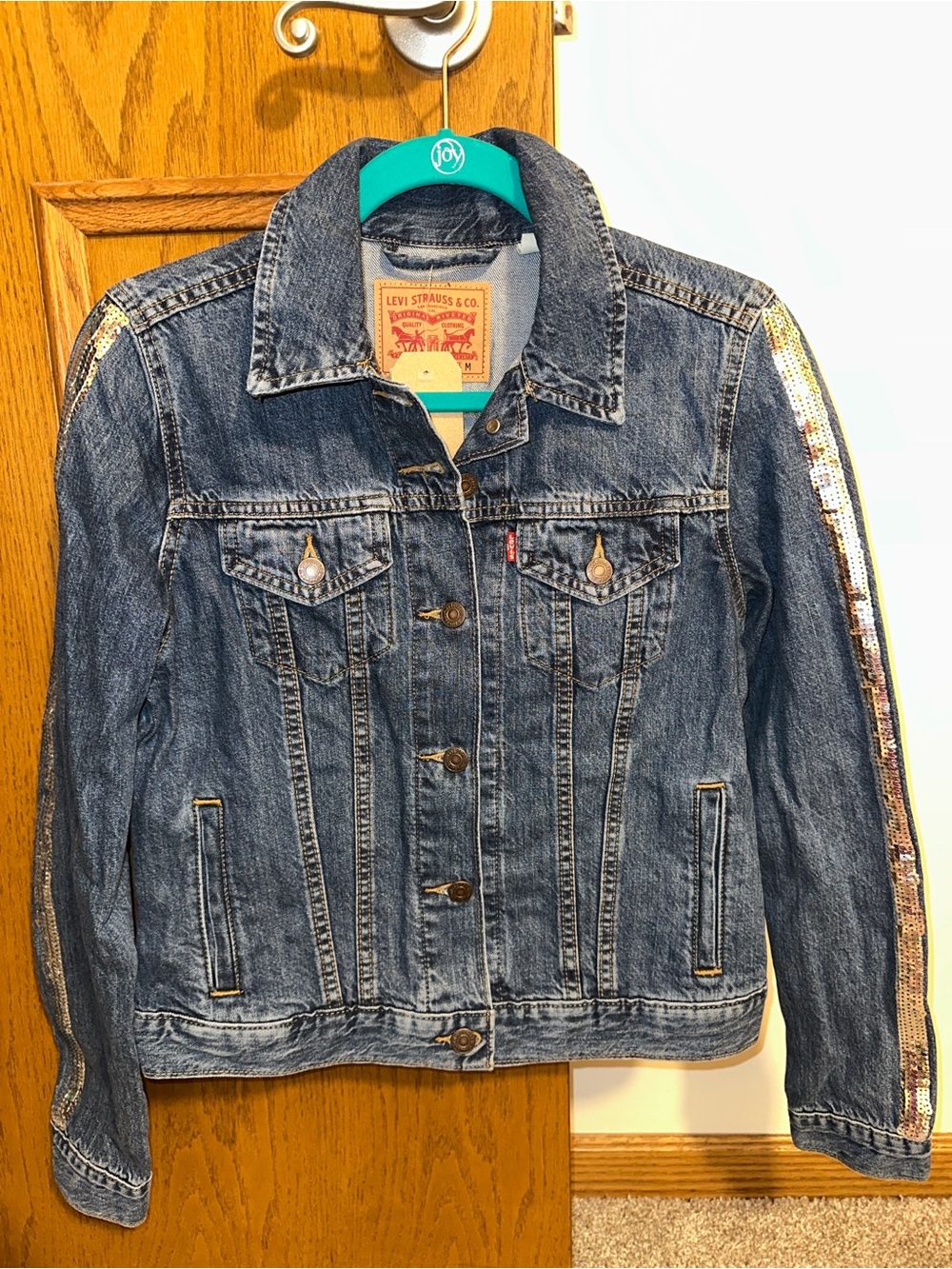 NWT Levi's Women's Original Trucker Jacket with Sequin Trim